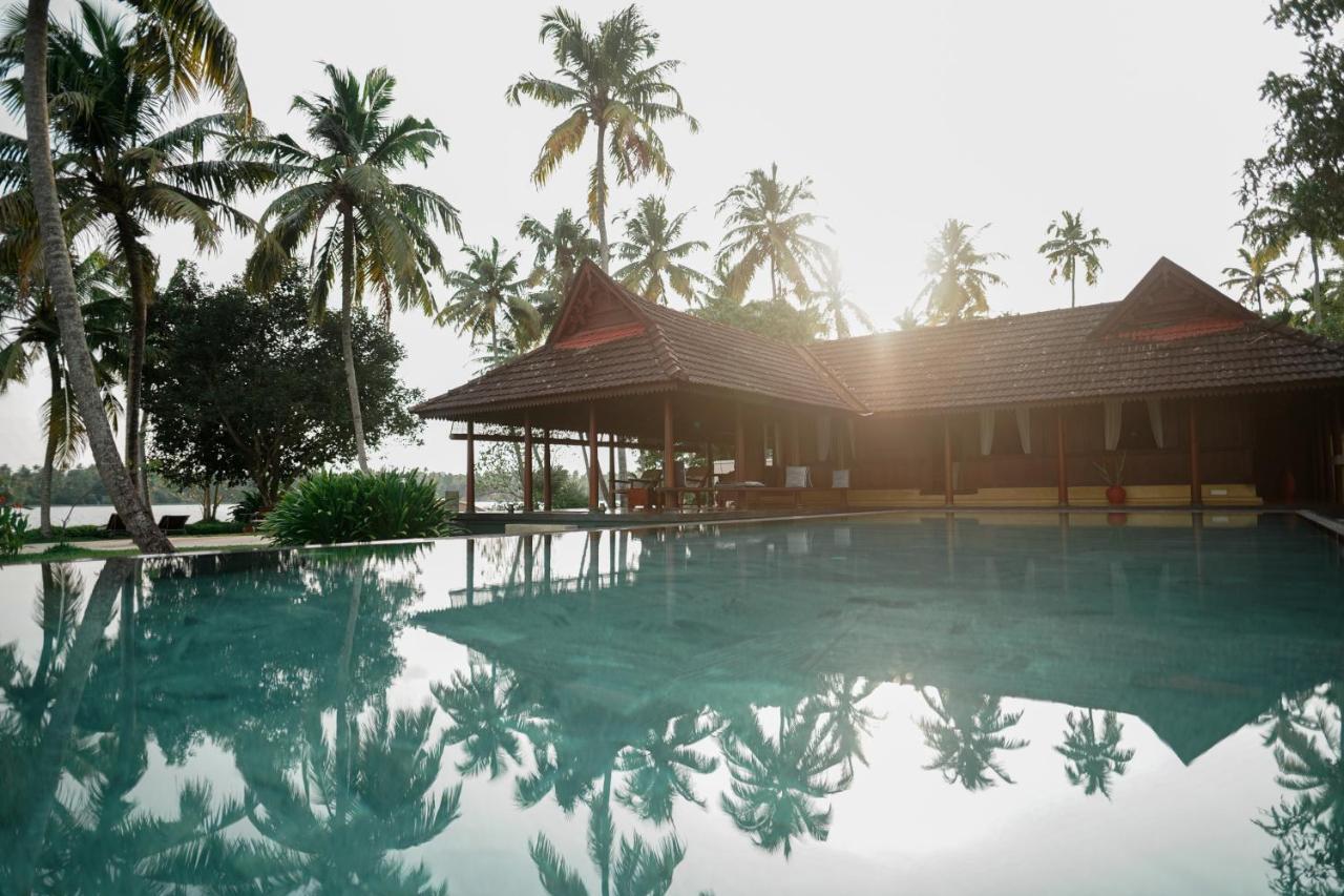 Vismaya Lake Heritage Turavūr Exterior foto