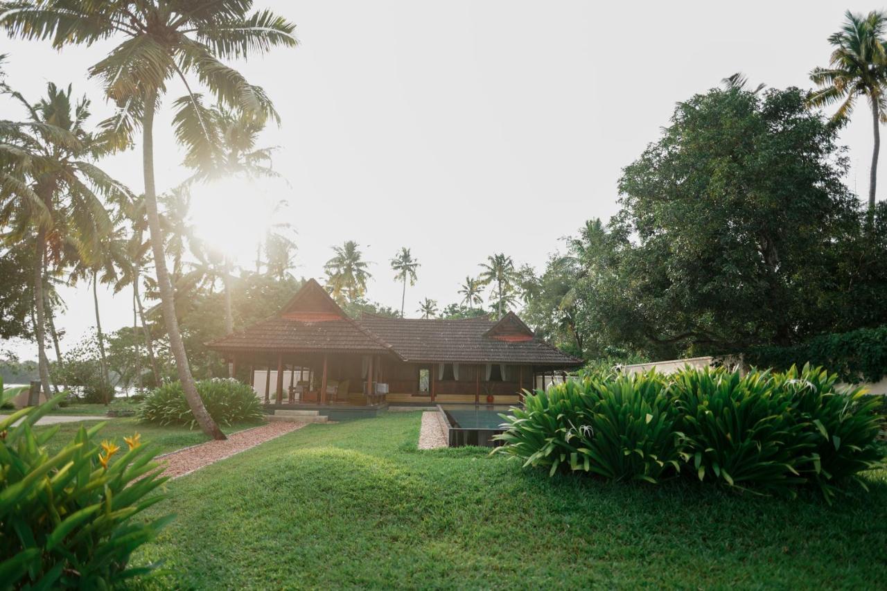 Vismaya Lake Heritage Turavūr Exterior foto